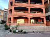 Budva merkezde satılık teraslı 1+1