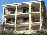 Pržno ve Sveti Stefan Üstünde, Muhteşem Manzaralı 2 Katlı Ev Uzun Dönem Kiralık!